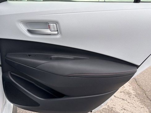 Used 2024 Toyota Corolla SE image 15