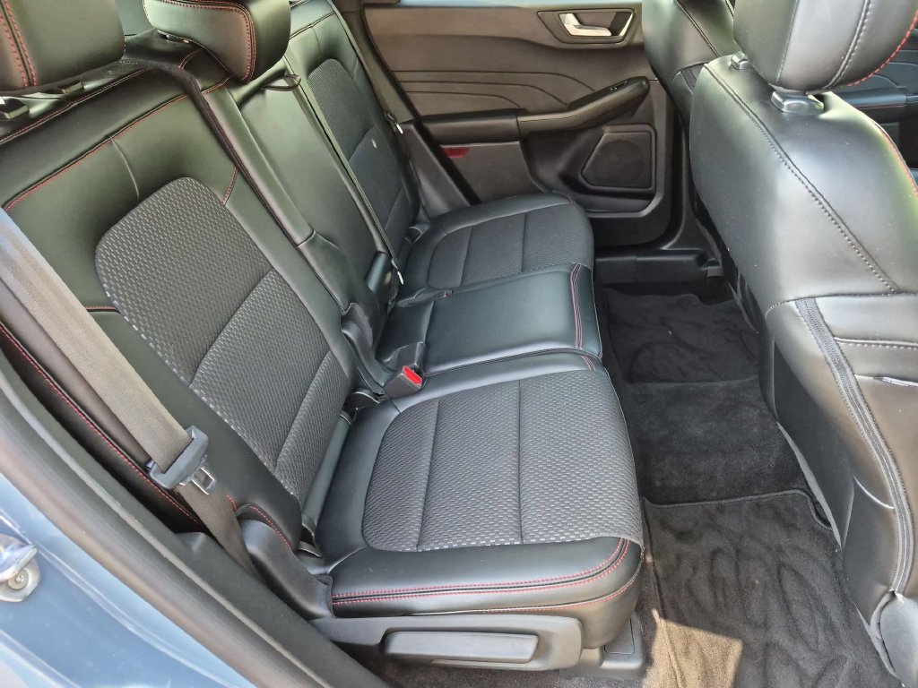 Used 2024 Ford Escape ST-Line w/ Tech Pack #1 AWD/4WD image 21