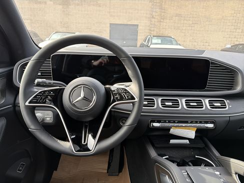 Used 2026 Mercedes-Benz GLE 350 4MATIC image 12