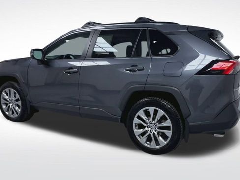 Certified 2022 Toyota RAV4 XLE Premium AWD/4WD image 23