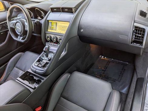 Used 2020 Jaguar F-TYPE Coupe image 20