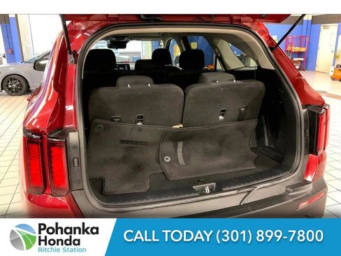 Used 2023 Kia Sorento LX image 27