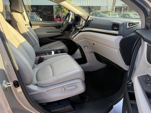 Used 2019 Honda Odyssey EX-L image 13