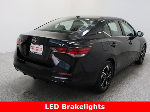 Used 2024 Nissan Sentra SV image 7