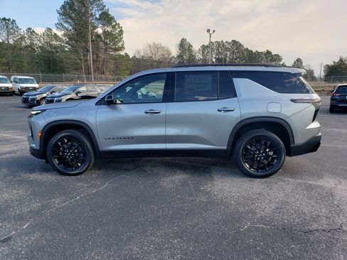 New 2026 Chevrolet Traverse LT w/ Midnight/Sport Edition image 6