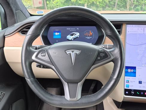 Used 2020 Tesla Model X Long Range AWD/4WD image 14