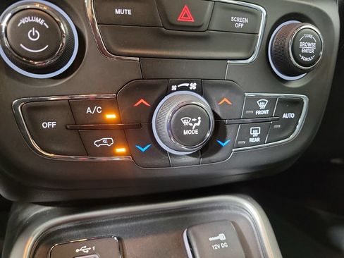 Used 2020 Jeep Compass Sport FWD image 21