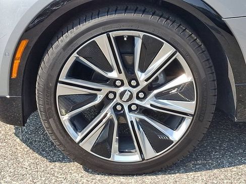Certified 2026 Cadillac Lyriq Signature Luxury w/ Nappa Leather Package AWD/4WD image 6
