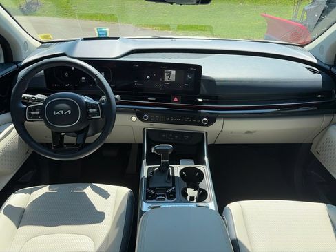 Used 2026 Kia Carnival SX Prestige FWD image 7