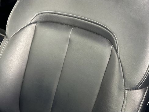 Used 2023 Jeep Grand Cherokee L Limited w/ Black Appearance Package image 19