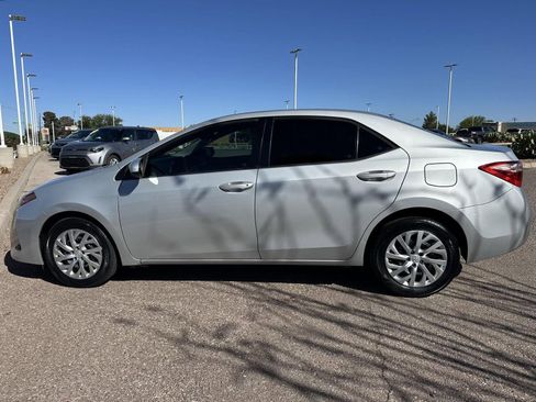 Used 2019 Toyota Corolla LE image 3