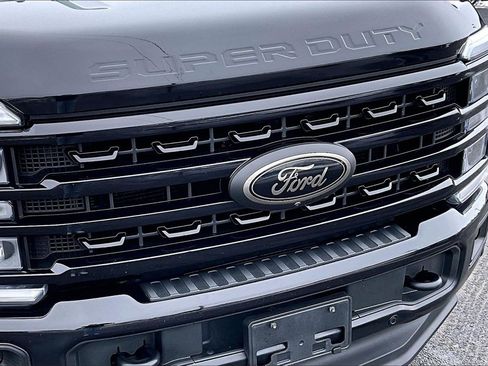 Used 2024 Ford F250 Lariat w/ Lariat Ultimate Package image 30