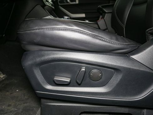 Used 2022 Ford Explorer XLT w/ Equipment Group 202A image 40