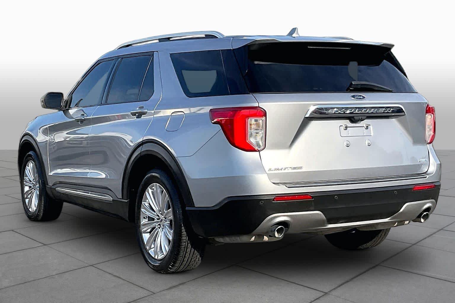 Certified 2020 Ford Explorer Limited AWD/4WD image 12