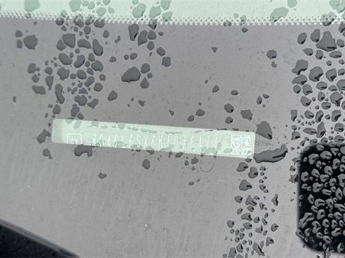 Used 2019 Buick Regal Preferred w/ Sights and Sounds Package image 8