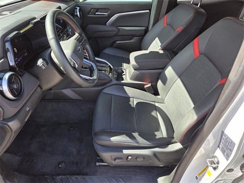 Certified 2023 Chevrolet Colorado Z71 w/ Z71 Convenience Package 2 image 10