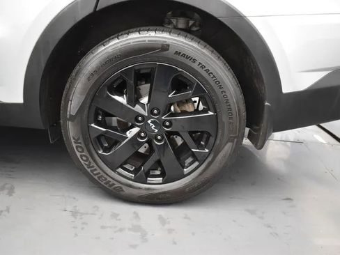 Used 2022 Kia Sorento S image 35
