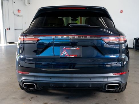 Used 2021 Porsche Cayenne image 7