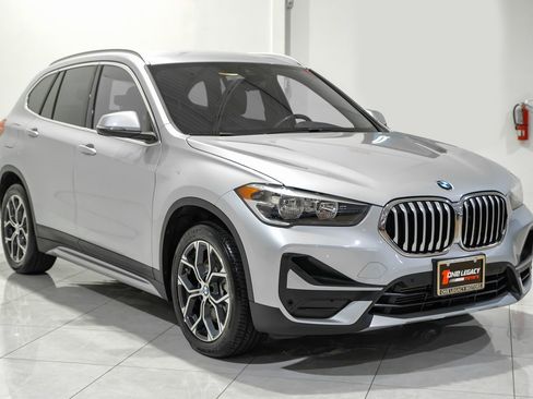 Used 2021 BMW X1 sDrive28i image 3
