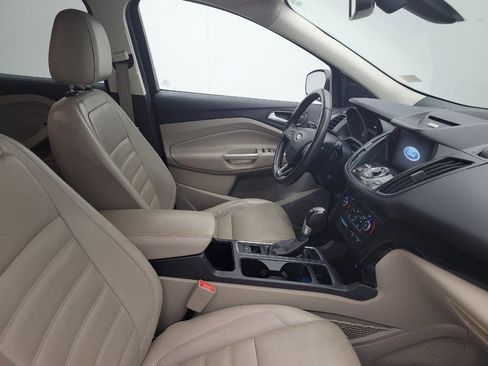 Used 2017 Ford Escape Titanium image 21