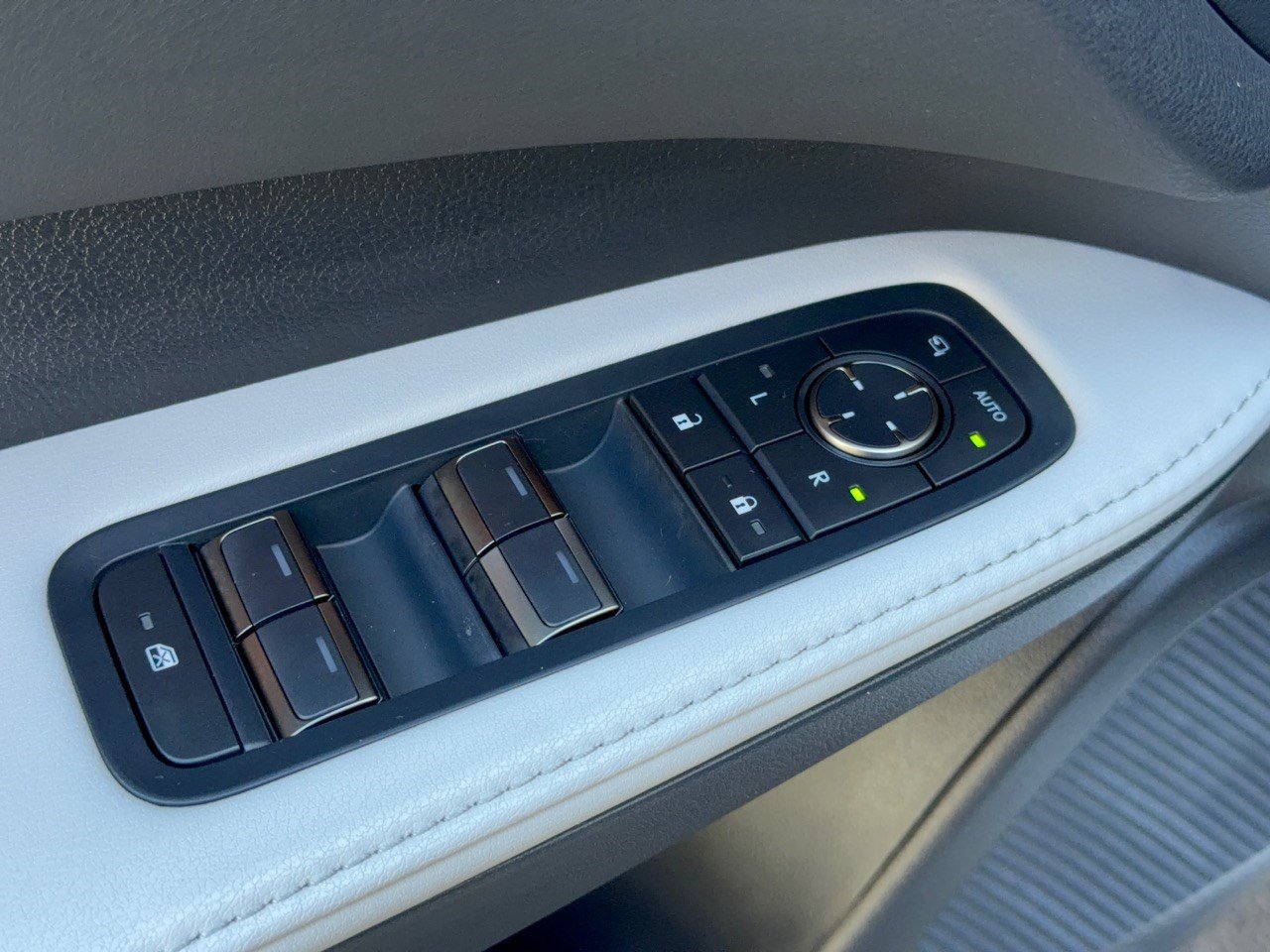 New 2026 Lexus RX 350 AWD image 15