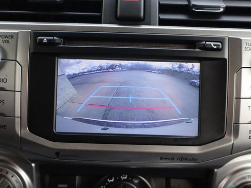 Used 2016 Toyota 4Runner SR5 image 13