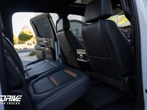 Used 2021 GMC Sierra 1500 AT4 w/ AT4 Premium Package image 24