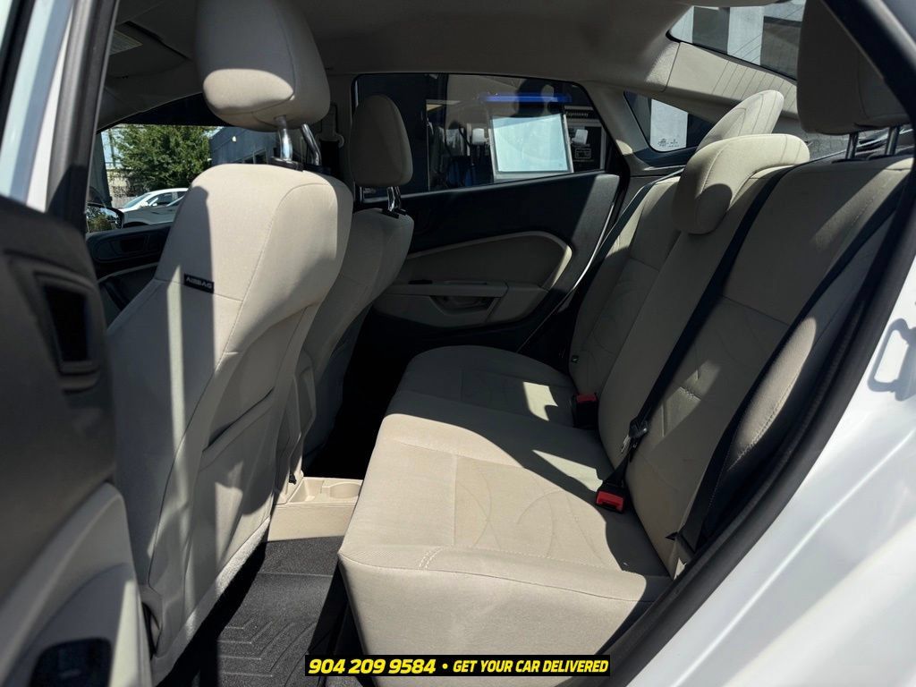 Used 2017 Ford Fiesta SE FWD image 27