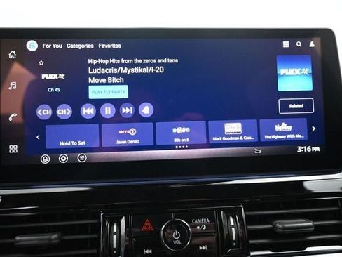 New 2026 Nissan Pathfinder Platinum AWD/4WD image 13