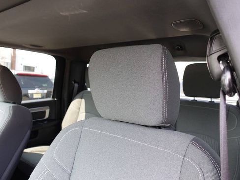 Used 2023 RAM 1500 Warlock AWD/4WD image 17