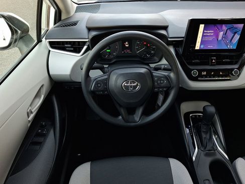 Certified 2023 Toyota Corolla LE image 12