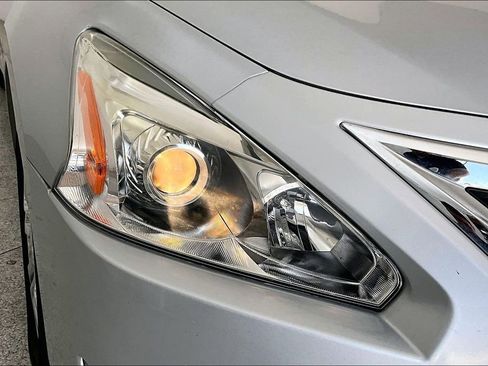 Used 2014 Nissan Altima 2.5 S w/ Sport Value Package image 36