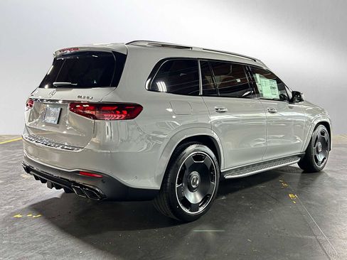 New 2025 Mercedes-Benz GLS 63 AMG AMG GLS 63 image 7