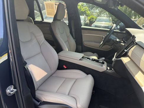 Used 2026 Volvo XC90 B6 Ultra w/ Lounge Package AWD/4WD image 35