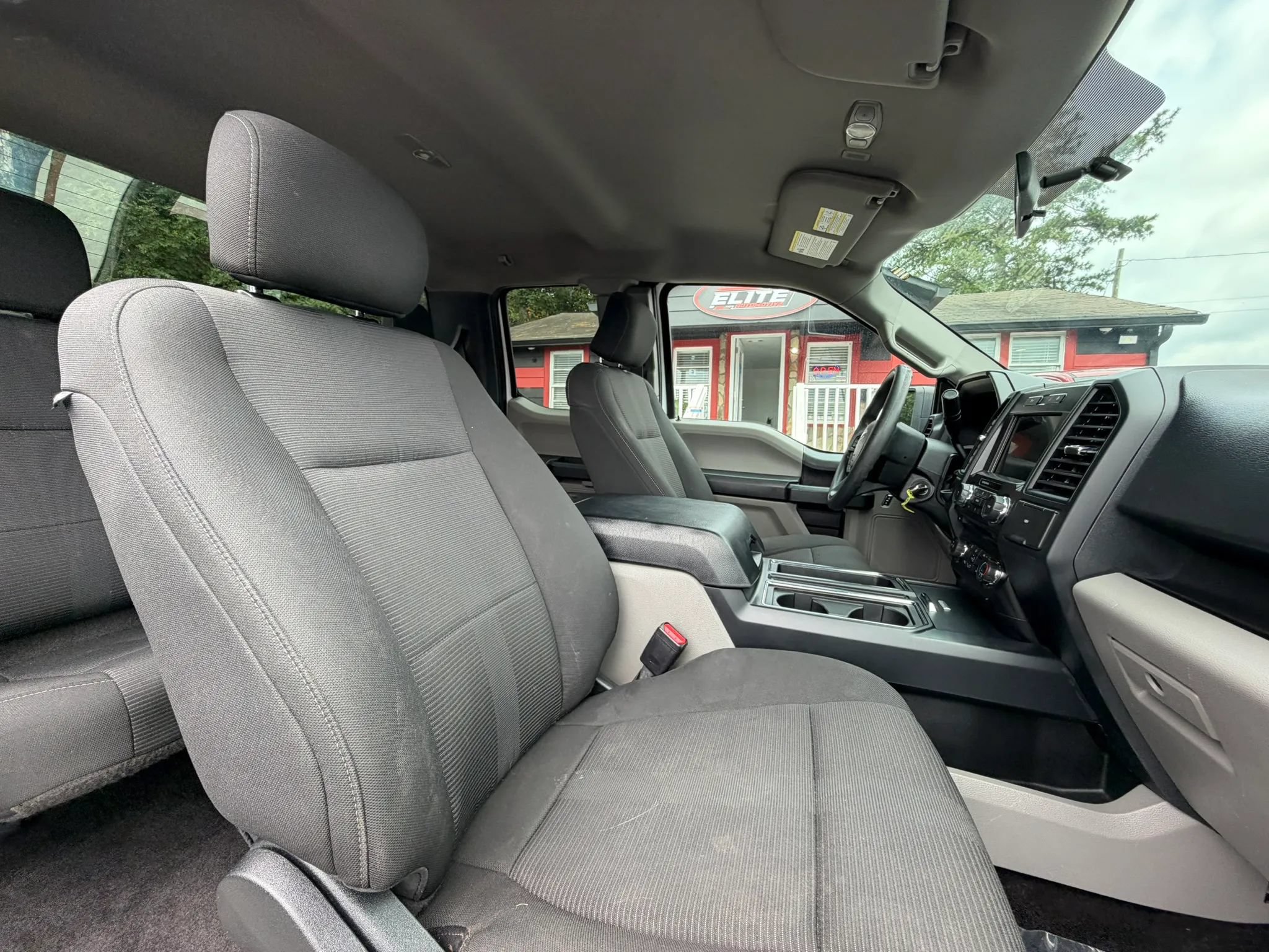 Used 2017 Ford F150 XL w/ Equipment Group 101A Mid RWD image 13