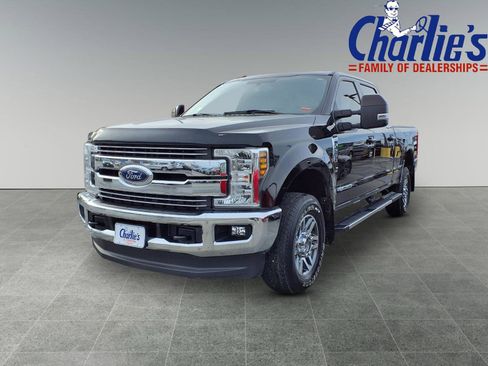 Used 2018 Ford F250 Lariat w/ Lariat Value Package image 1