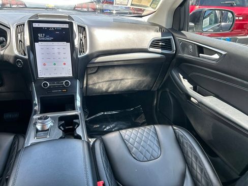 Used 2024 Ford Edge Titanium AWD/4WD image 11