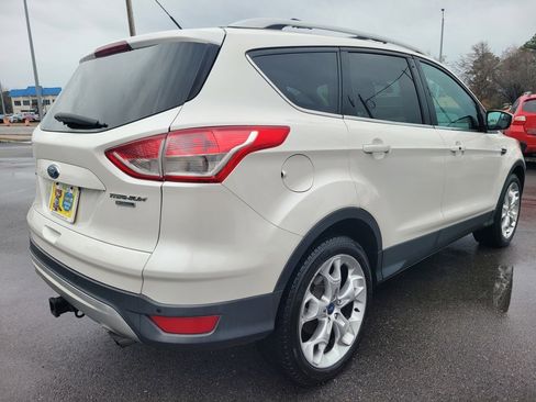 Used 2013 Ford Escape Titanium w/ Class II Trailer Tow Pkg image 5