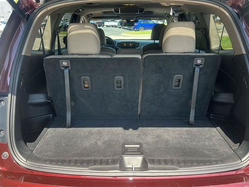 Used 2021 Honda Pilot Touring image 15