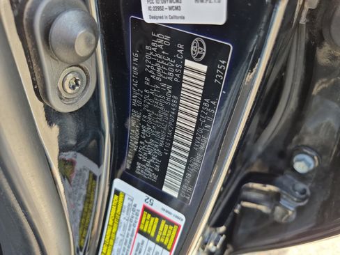 Used 2023 Toyota Camry SE FWD image 6