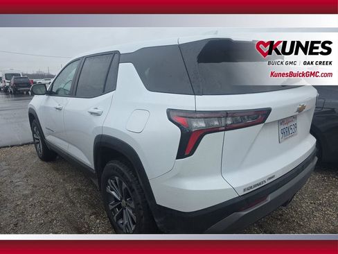 Used 2025 Chevrolet Equinox LT image 7