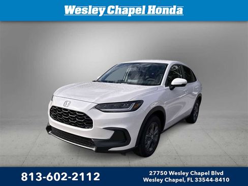 New 2026 Honda HR-V LX image 1