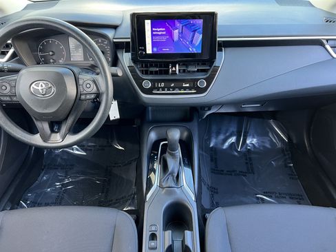 Used 2024 Toyota Corolla LE FWD image 32