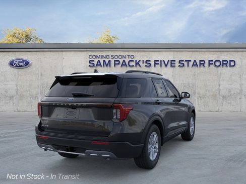 New 2026 Ford Explorer Active RWD image 8