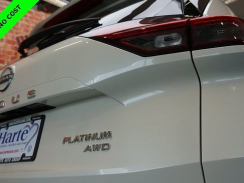 Used 2022 Nissan Rogue Platinum w/ Head-Up Display Package image 48