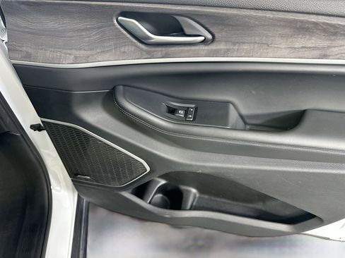 Used 2022 Jeep Grand Cherokee Limited 4xe w/ Luxury Tech Group II image 33