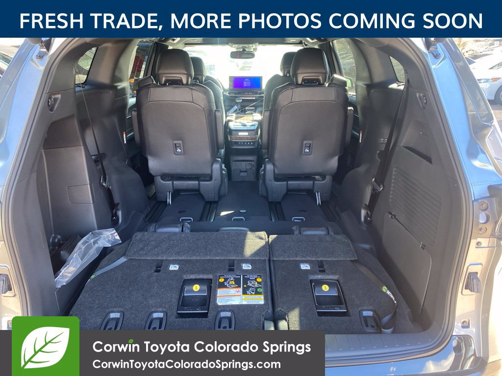 Used 2026 Toyota Sienna Platinum AWD/4WD image 12