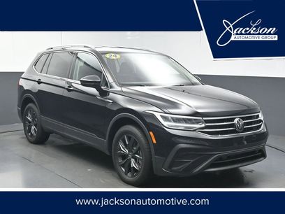 Used 2024 Volkswagen Tiguan SE