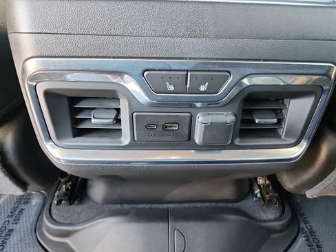 Used 2021 GMC Sierra 1500 AT4 image 9