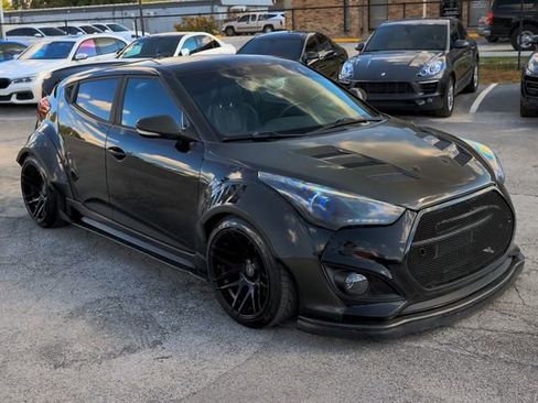 Used 2014 Hyundai Veloster Turbo image 17